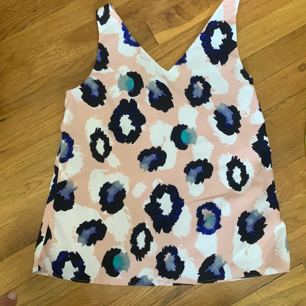 Beautiful leopard print tank